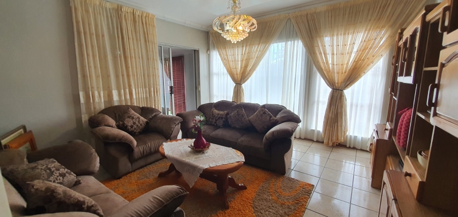 5 Bedroom Property for Sale in Fauna Free State